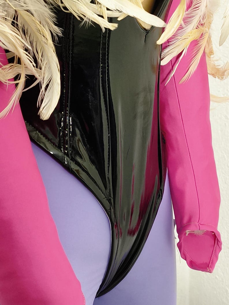 INSTOCK Morrigan Darkstalkers Cosplay Costume